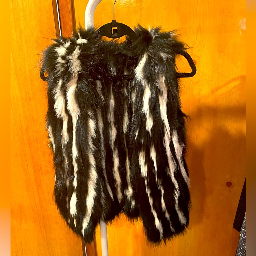 Fur vest